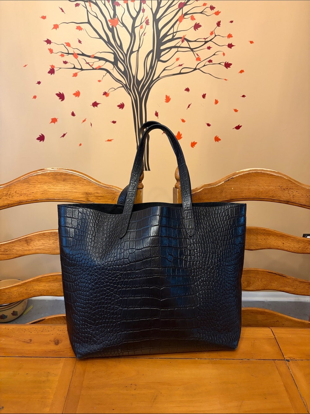 Cuyana Classic Structured Leather Tote (Croco)